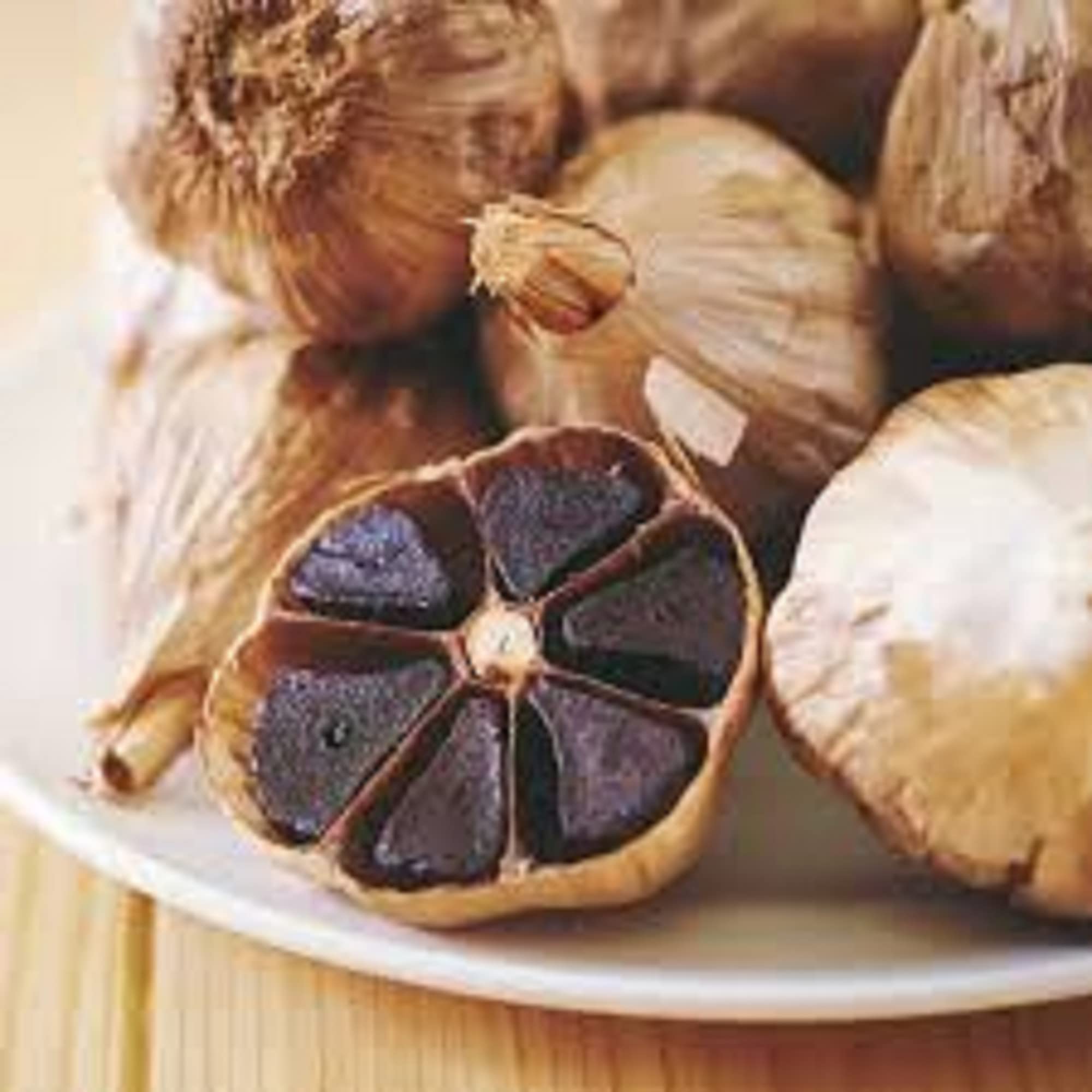 🌱 ¡Increíble! Ajo con semillas: ¿Es comestible? Descúbrelo aquí 🍽️